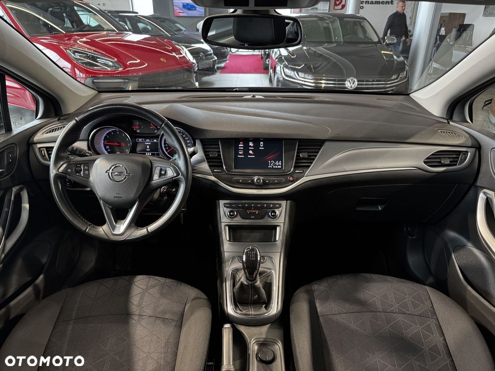 Opel Astra - 18