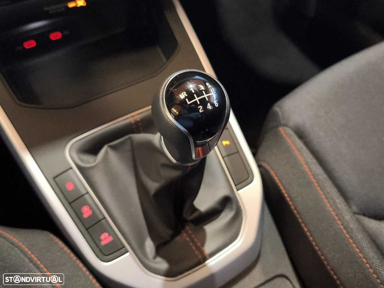 SEAT Arona 1.0 TSI FR - 24