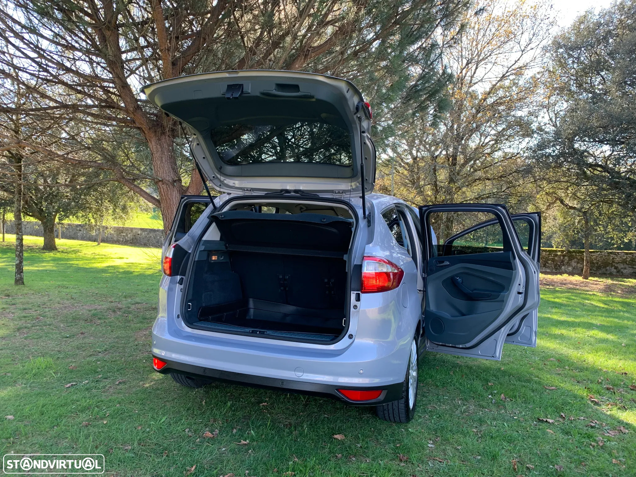 Ford C-Max 1.6 TDCi Titanium Edition S/S - 51