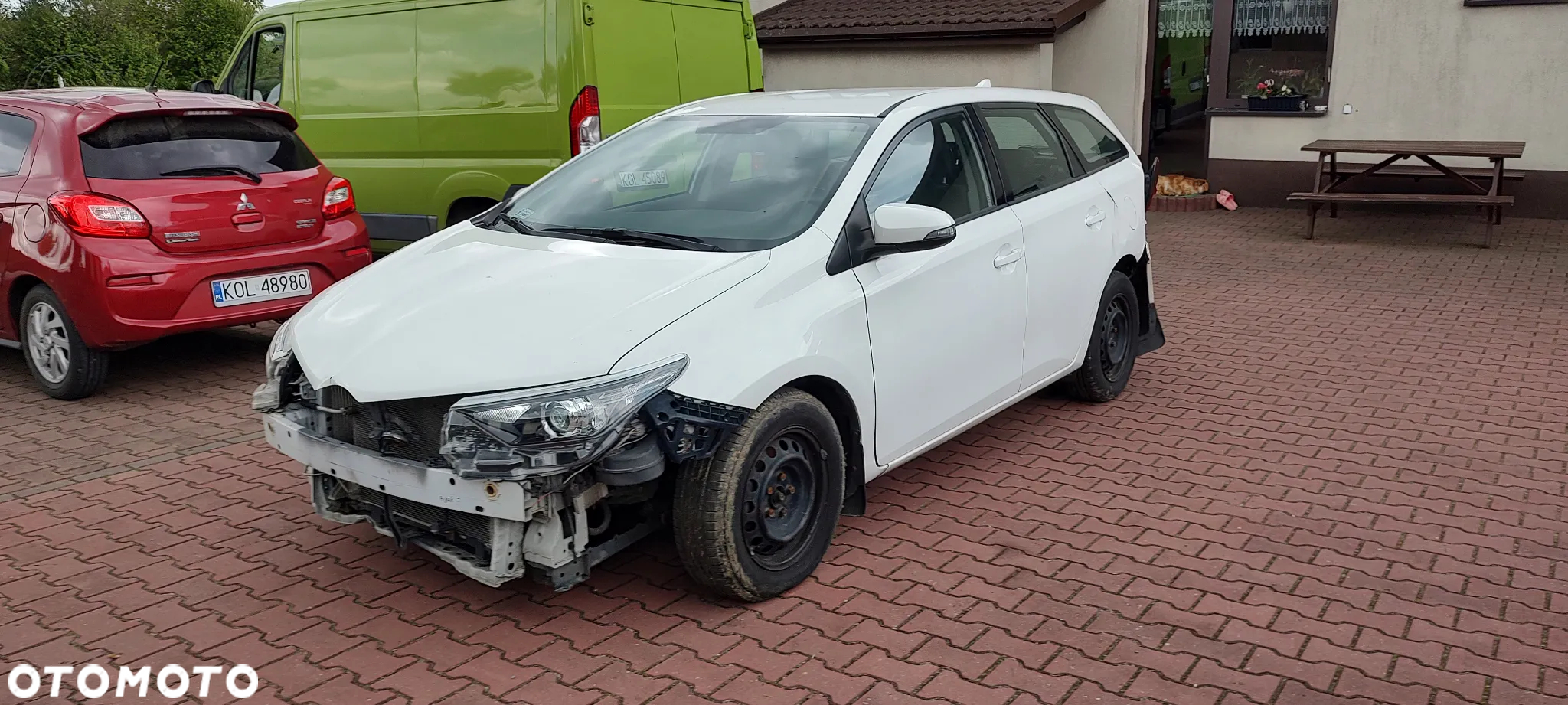 Toyota Auris 1.4 D-4D Dynamic - 5