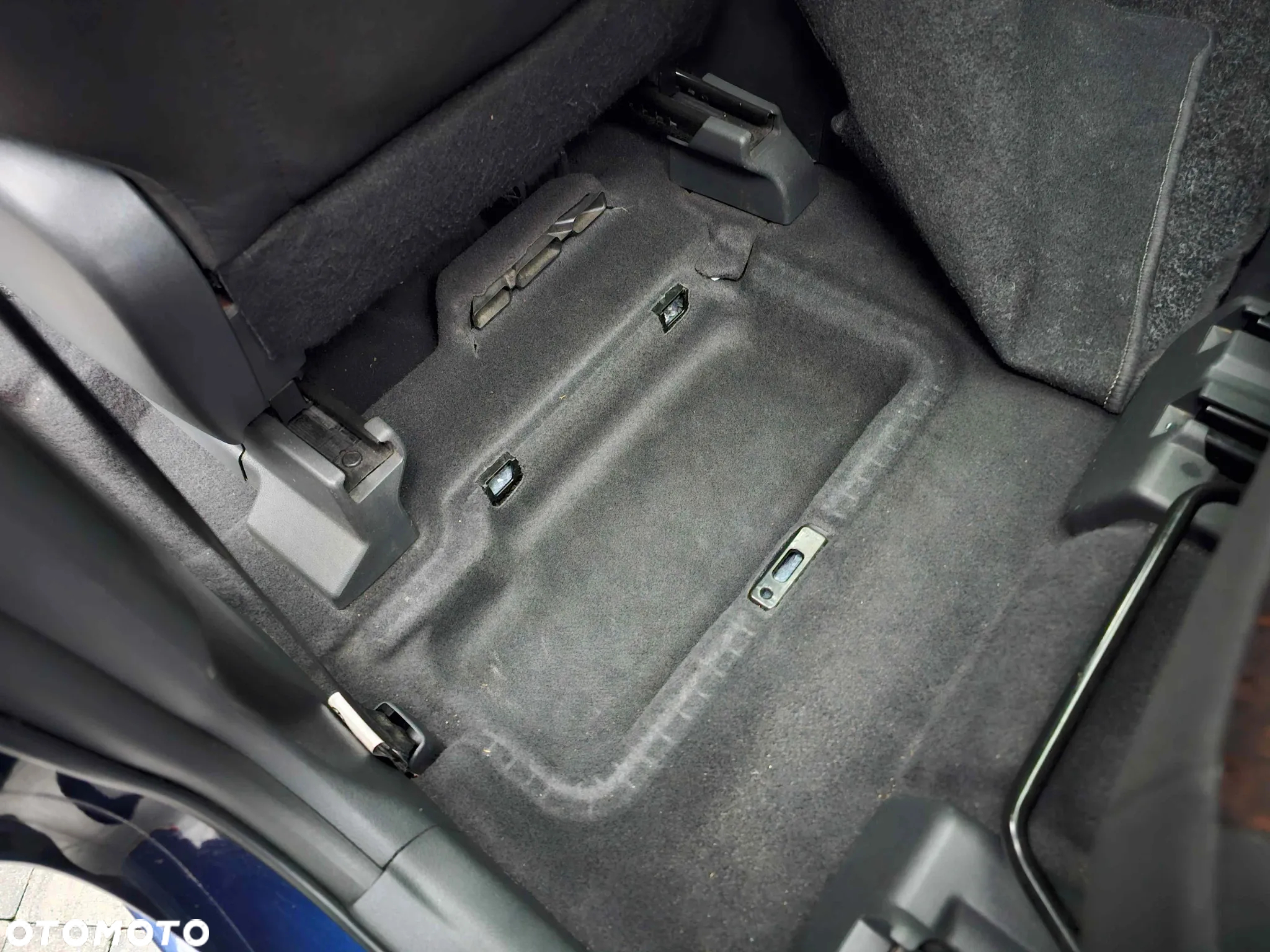 Toyota Verso 1.8 Sol plus NAVI 7os MS - 26
