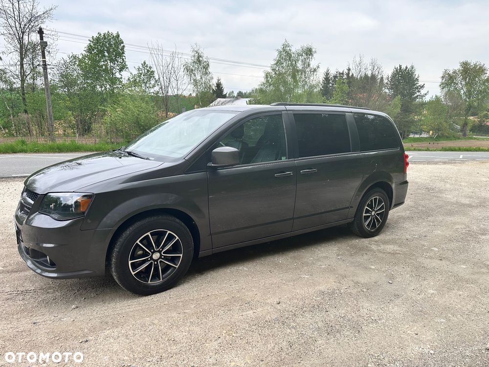 Dodge Grand Caravan 3.6 R/T - 7