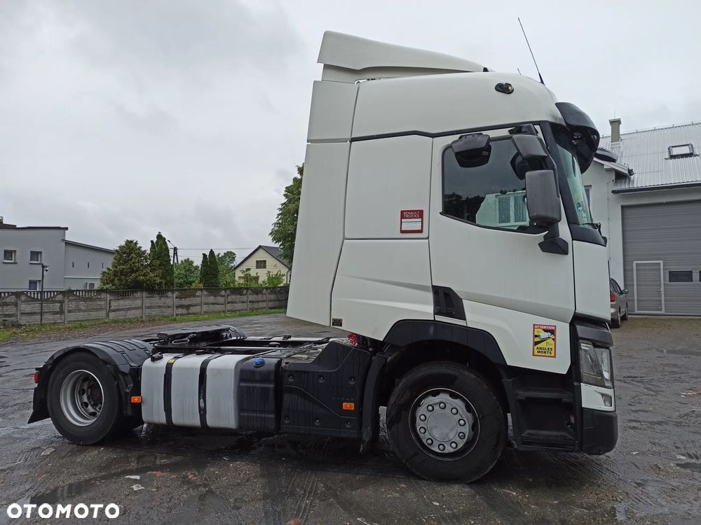 Renault T