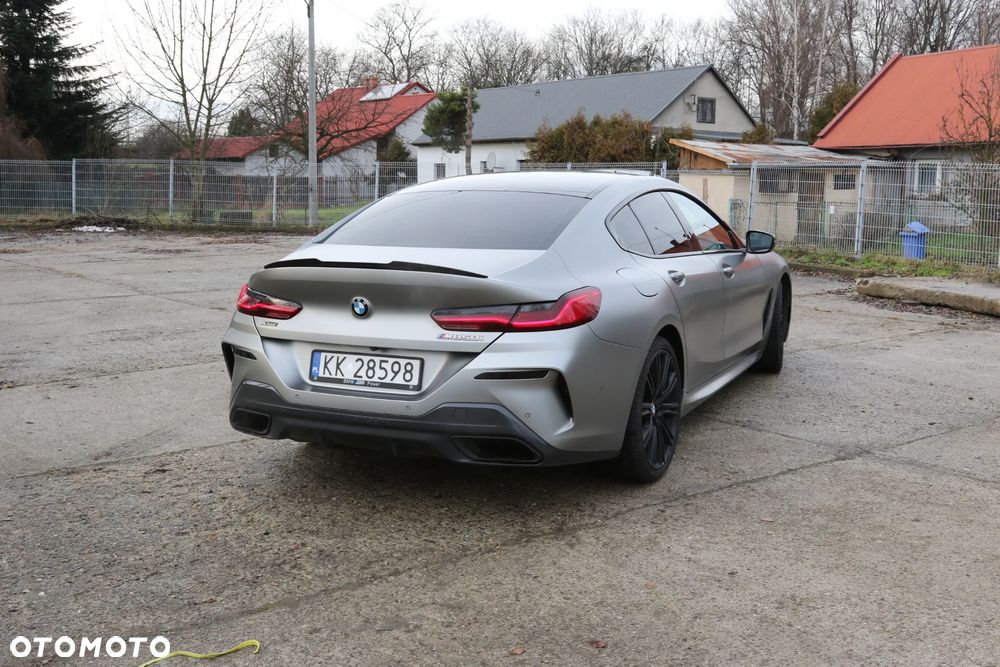 BMW Seria 8 - 8