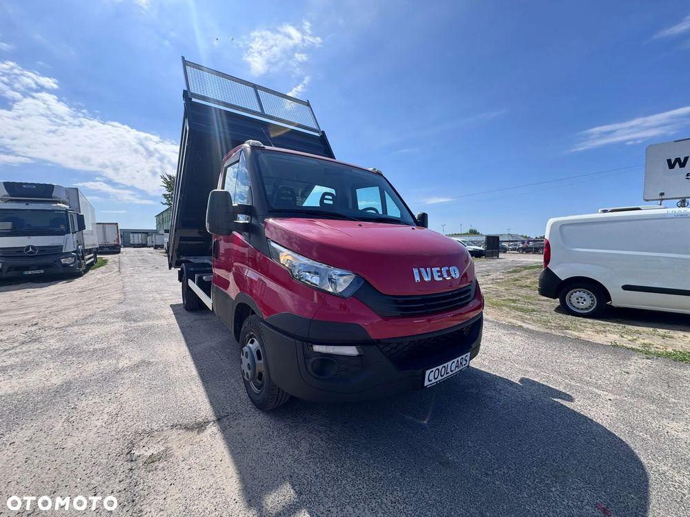 Iveco Daily 35C14 / Wywrotka 3-strony / 3,75 rozstaw / OCYNK (563) - 3