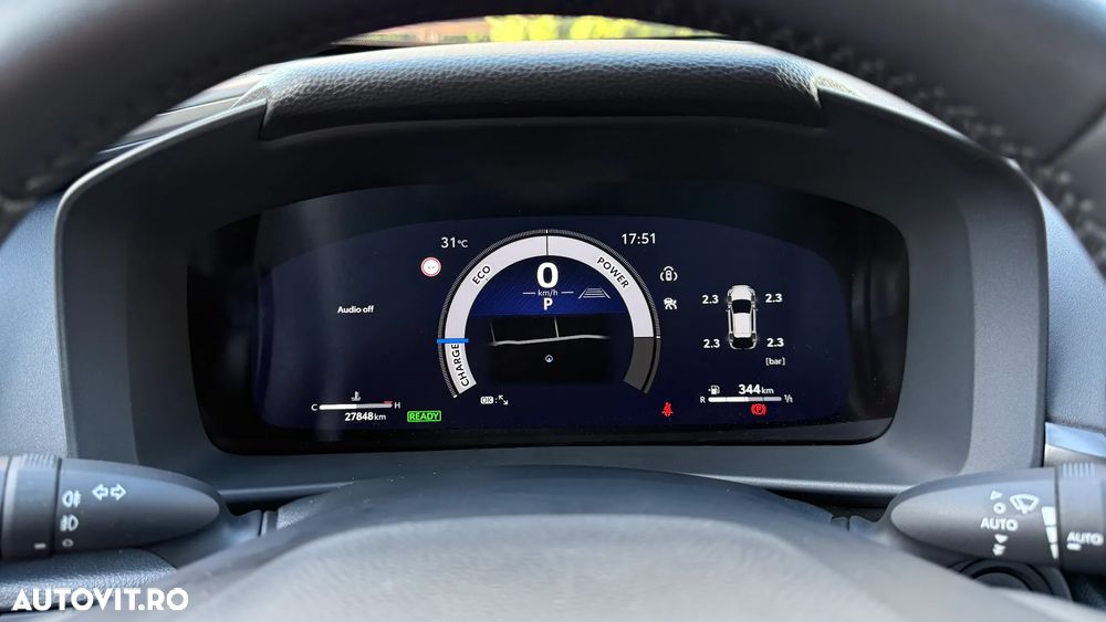 TOYOTA C-HR 2025 — imagine 13
