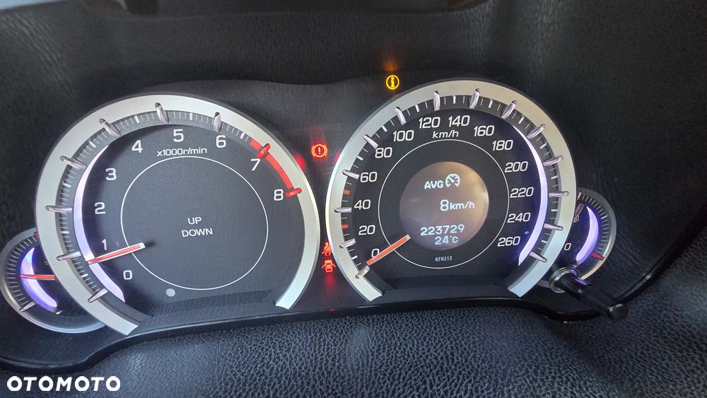 Honda Accord 2.0 Executive - 11