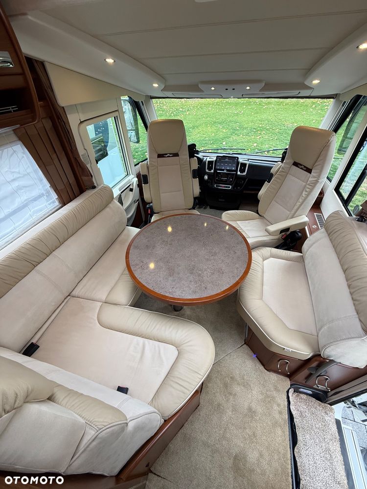 Carthago CHIC E-LINE 51QB - 15