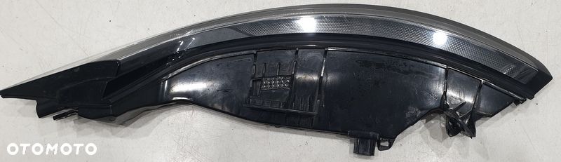 Porsche Carrera Lampa Prawy Tył 9P594502 - 3