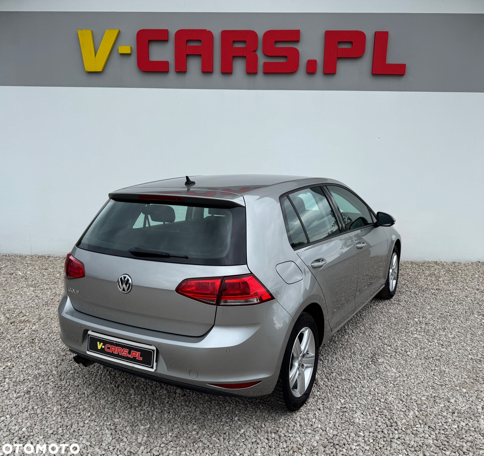Volkswagen Golf 2.0 BlueTDI Highline - 32