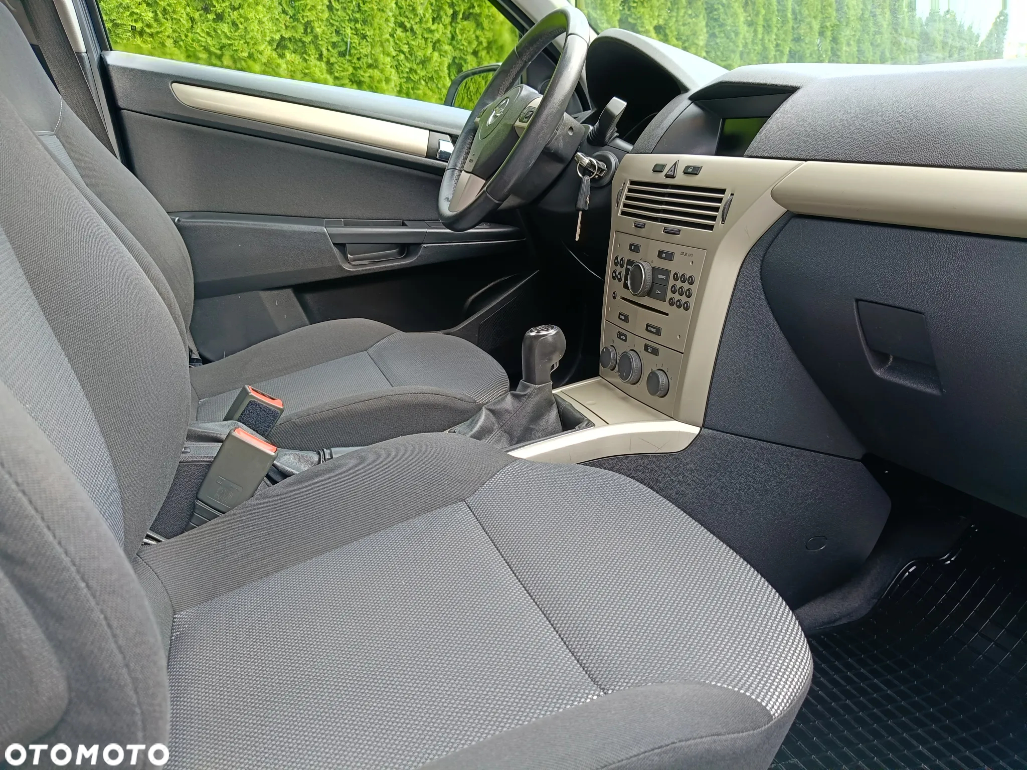 Opel Astra 1.4 Easytronic - 14
