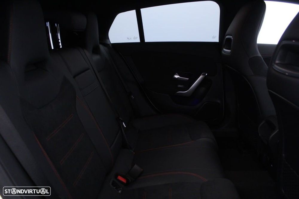 Mercedes-Benz CLA 180 d Shooting Brake AMG Line Aut. - 15