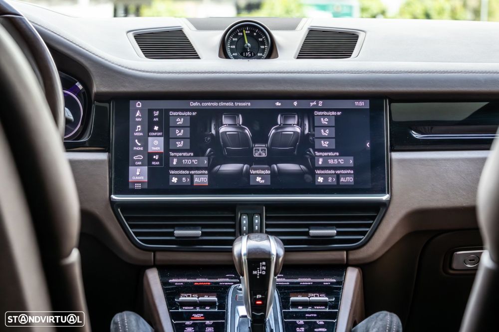 Porsche Cayenne Coupé E-Hybrid - 47