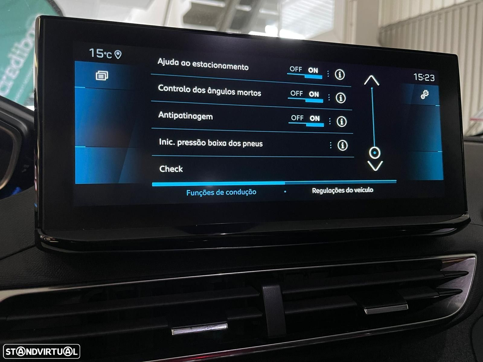 Peugeot 3008 ver-1-5-bluehdi-allure-pack - 22