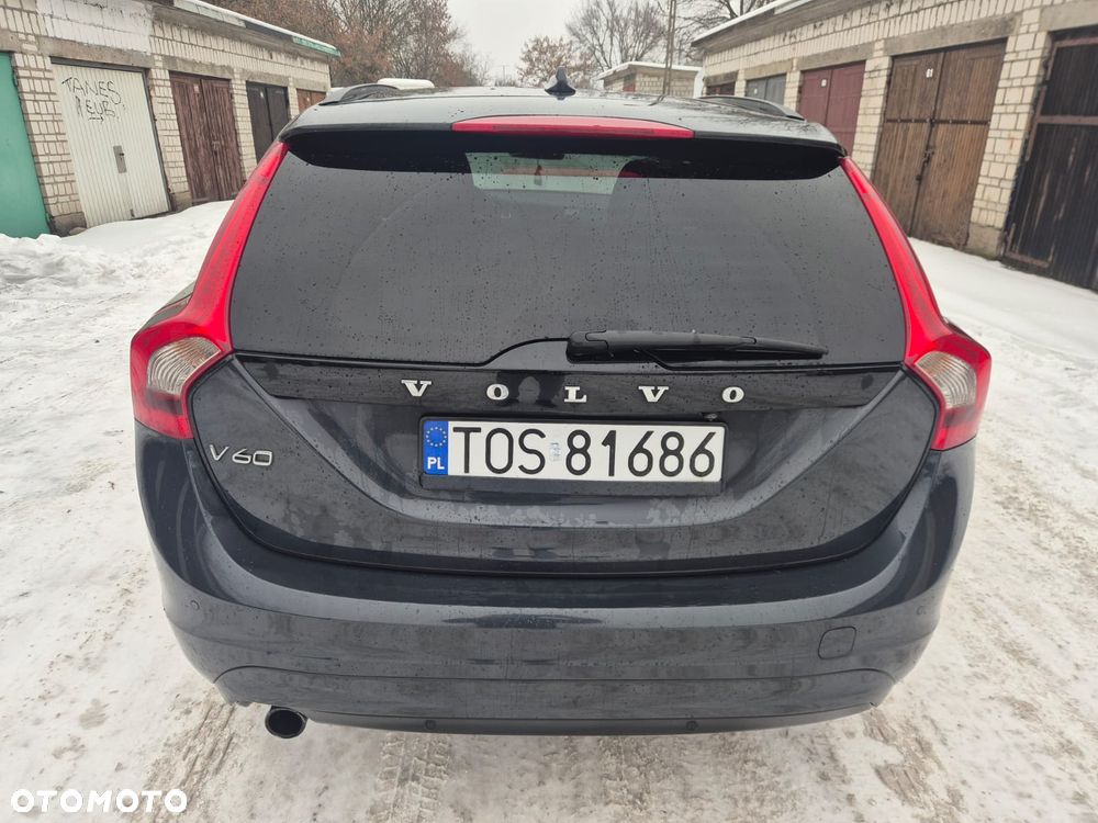 Volvo V60 D2 Geartronic Summum - 8