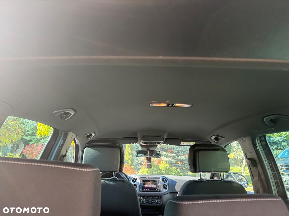 Volkswagen Tiguan - 33
