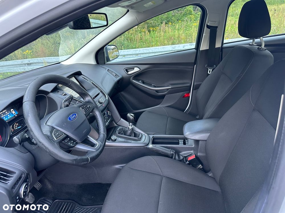 Ford Focus 1.5 TDCi Titanium ECOnetic ASS - 14