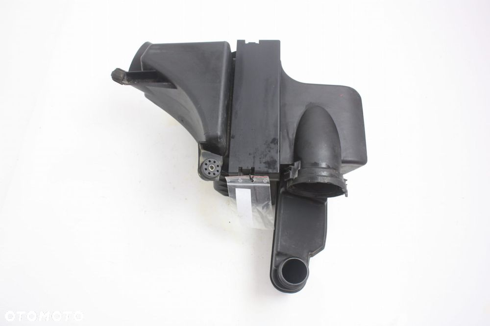 OBUDOWA FILTRA POWIETRZA BMW 728 E38 - 2