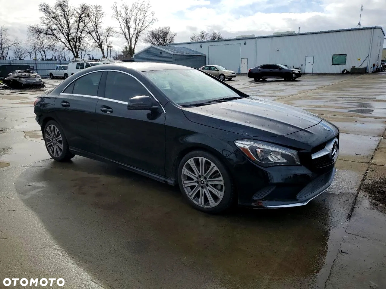 Mercedes-Benz CLA - 5
