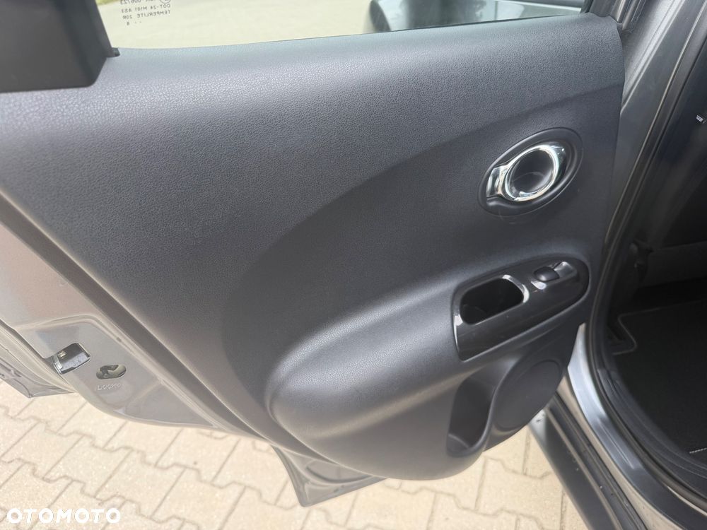 Nissan Juke 1.6 DIG-T Tekna EU6 - 19
