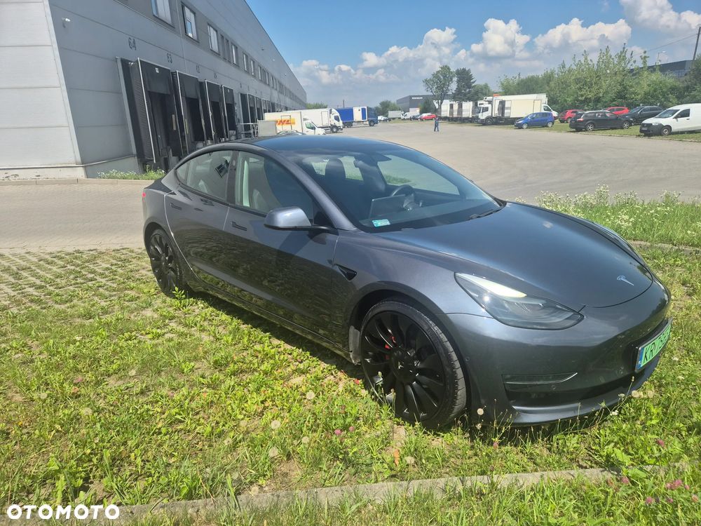 Tesla Model 3 - 2