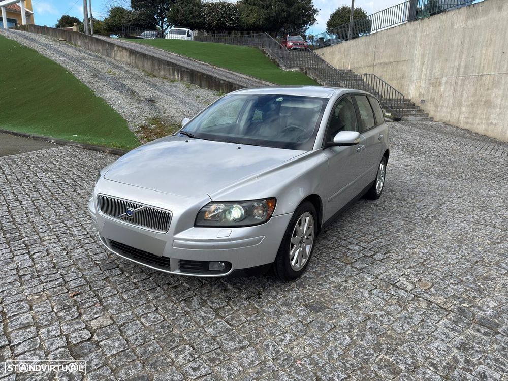 Volvo V50 - 1