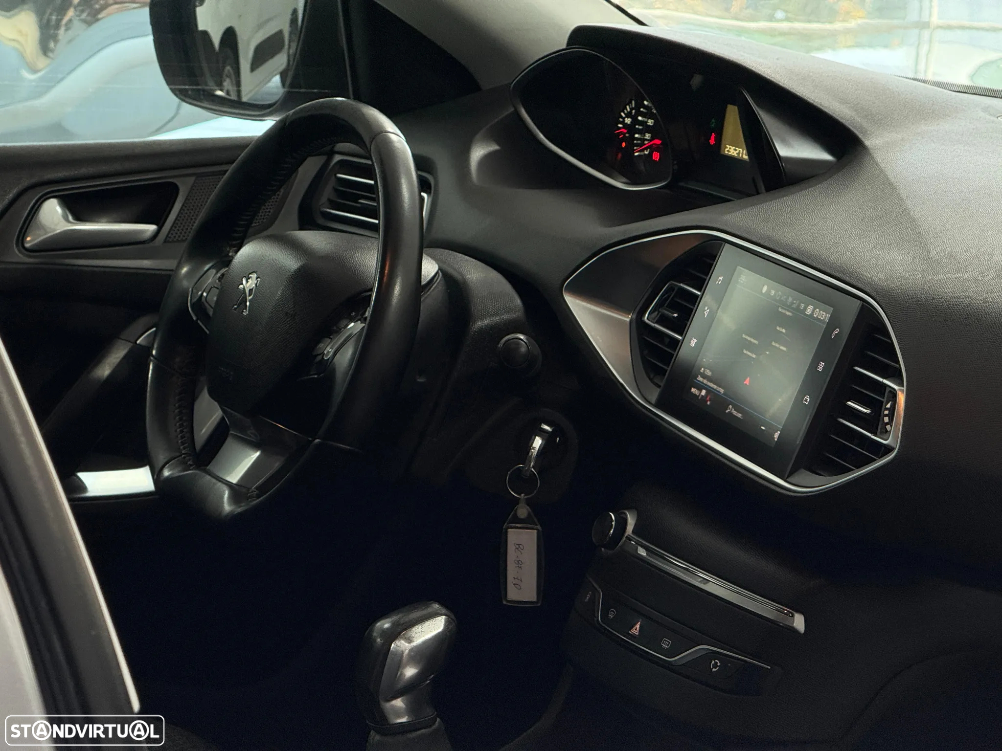 Peugeot 308 SW 1.6 BlueHDi Active - 30