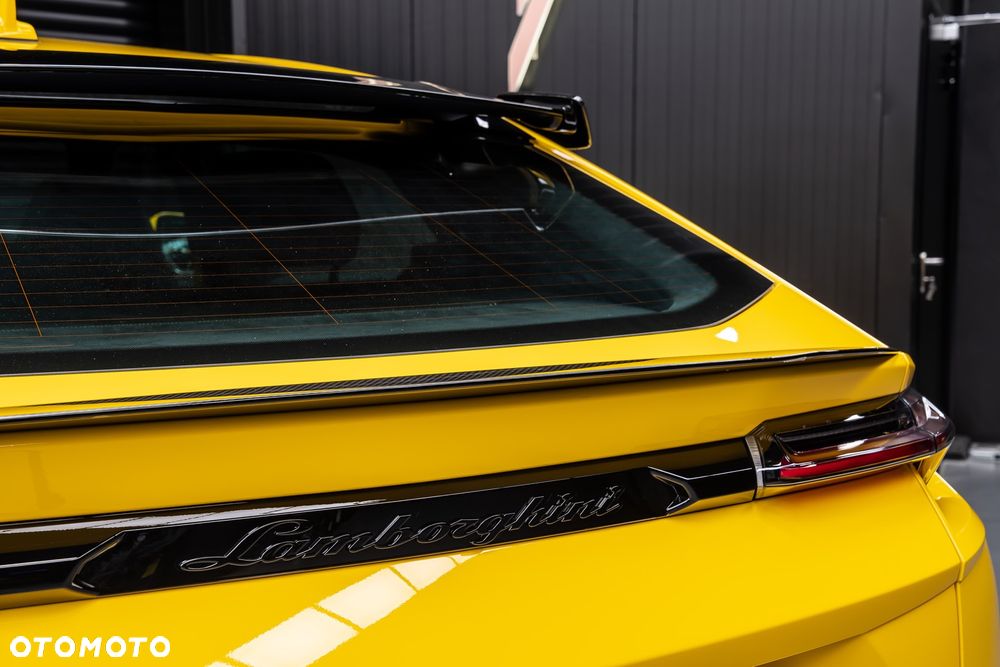 Lamborghini Urus - 35