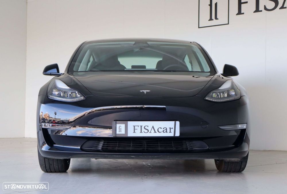 Tesla Model 3 - 3