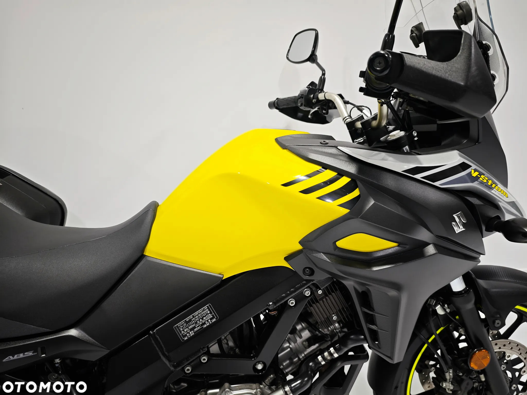 Suzuki V-STROM - 13