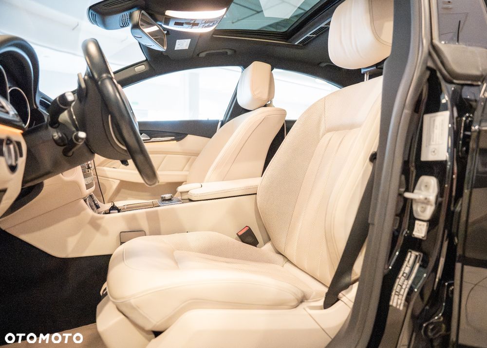 Mercedes-Benz CLS 500 4-Matic BlueEff - 4