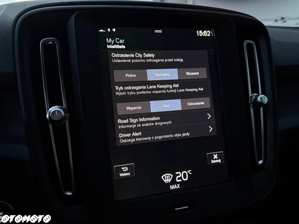 Volvo XC 40 T2 Plus Dark - 16