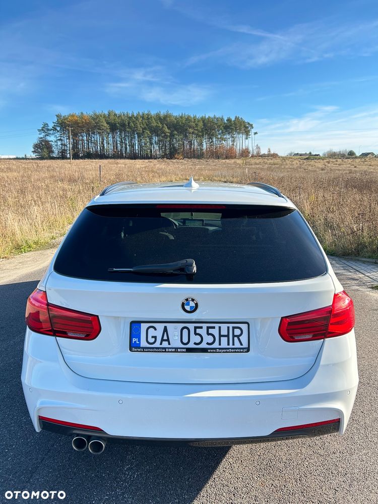 BMW Seria 3 320d M Sport - 6