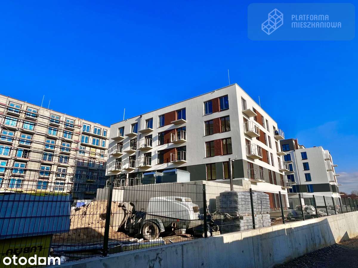 Ustawne,balkon nowe tramwaj obok- top lokalizacja!
