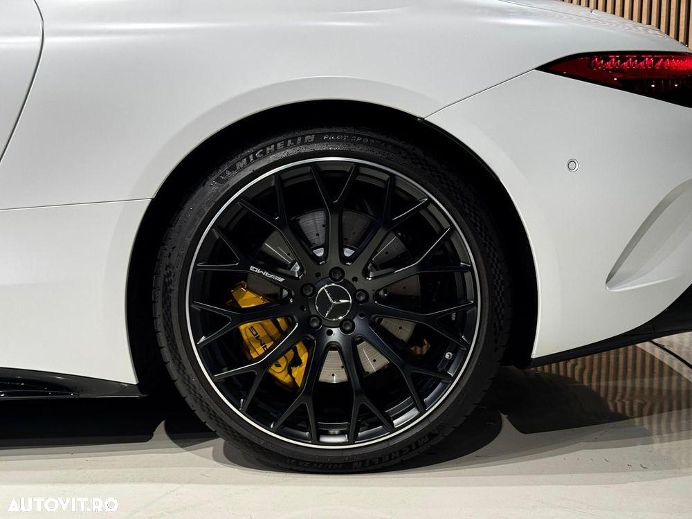Mercedes-Benz SL 63 AMG - 36