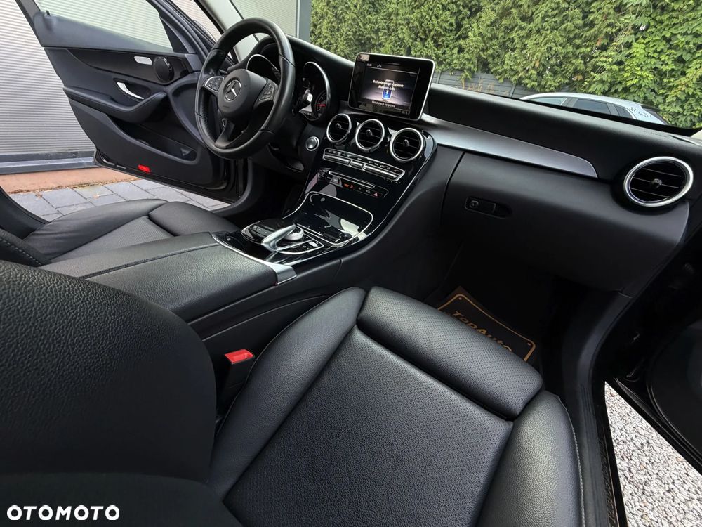 Mercedes-Benz Klasa C 200 9G-TRONIC - 15