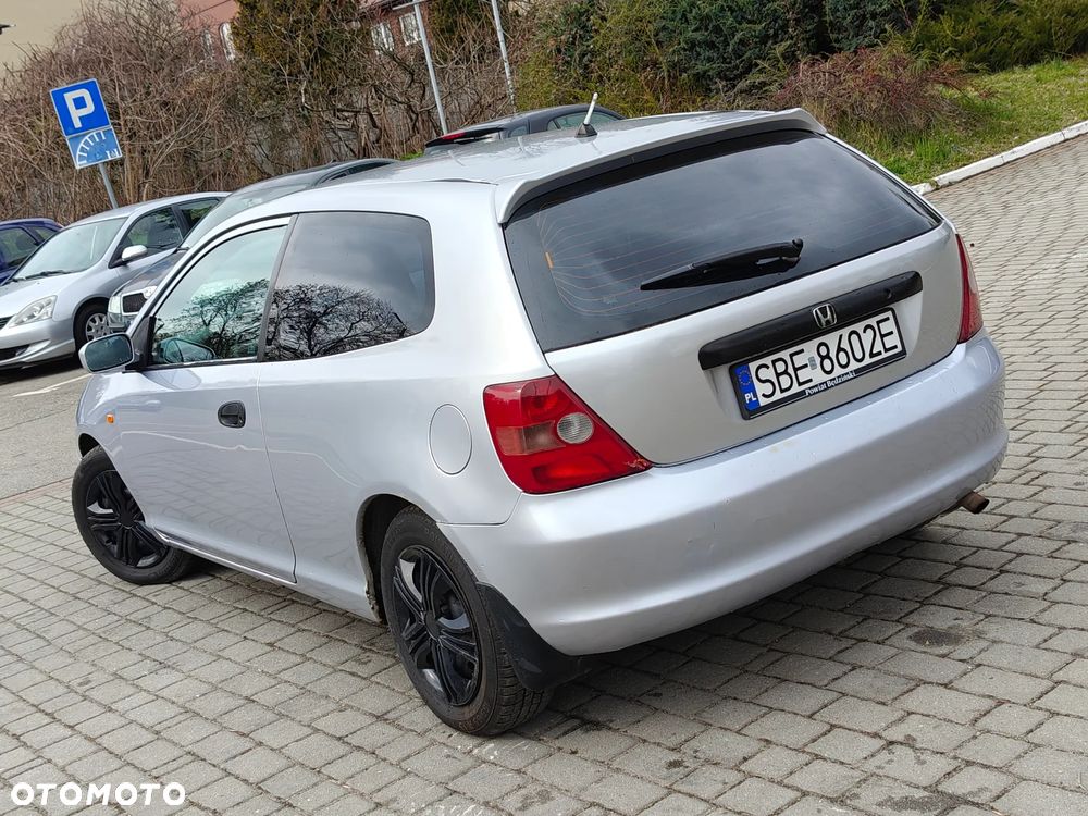 Honda Civic 1.4i LS - 3