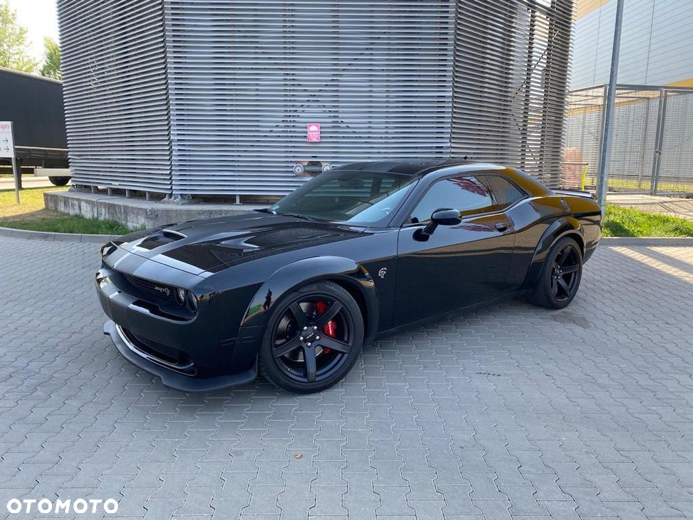 Dodge Challenger 6.2 Hellcat Widebody - 1