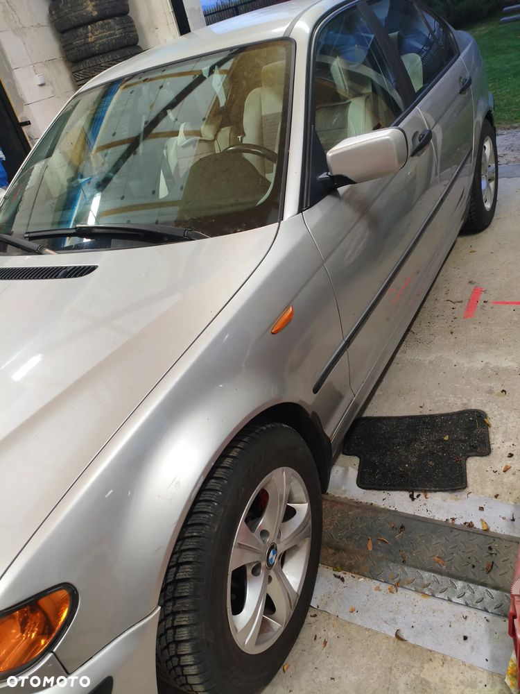 BMW Seria 3 2002 photo 5
