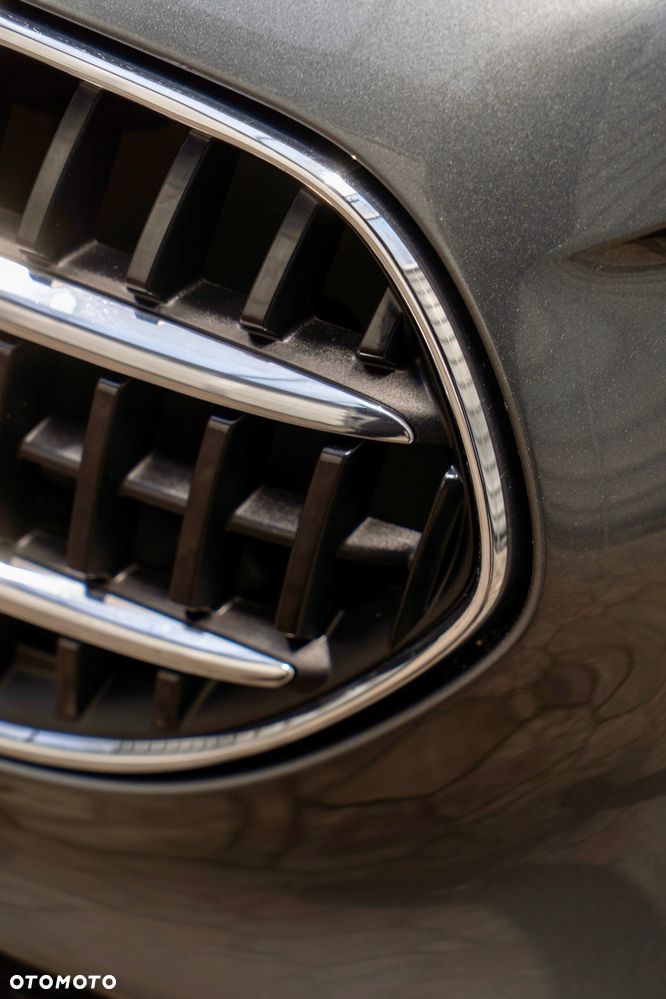 Mercedes-Benz Klasa E - 9