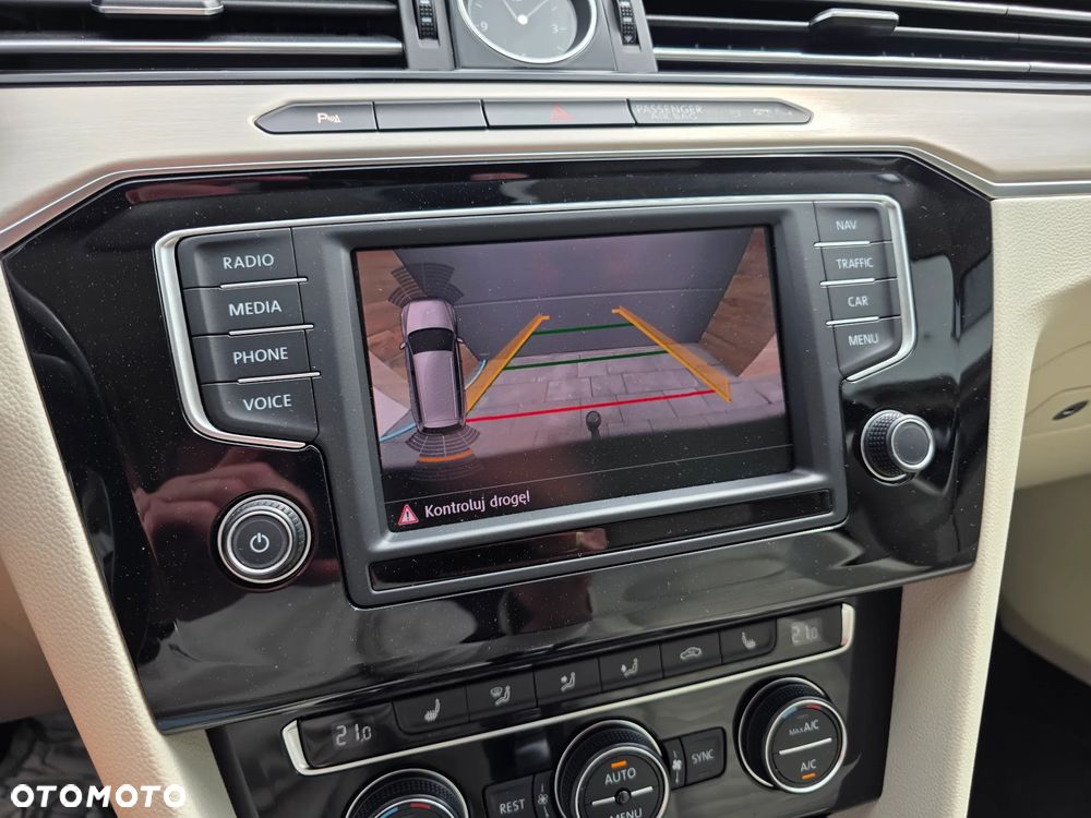 Volkswagen Passat Variant 1.4 TSI BMT ACT Highline DSG - 37