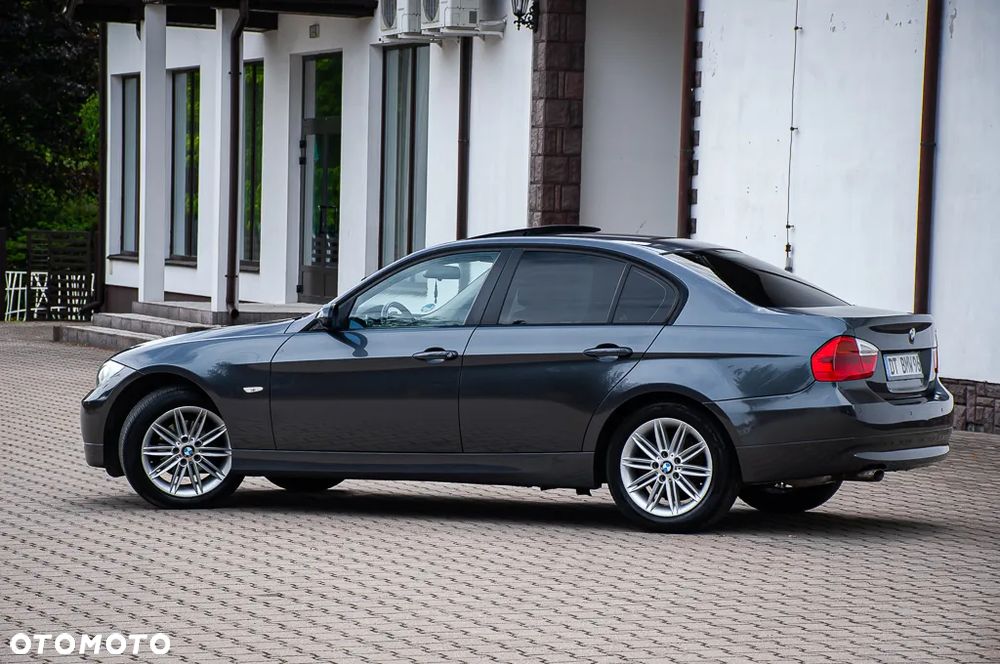 BMW Seria 3 - 16