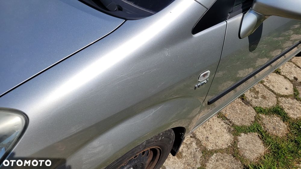 Toyota Corolla Verso 1.8 Sol 7os MM - 32