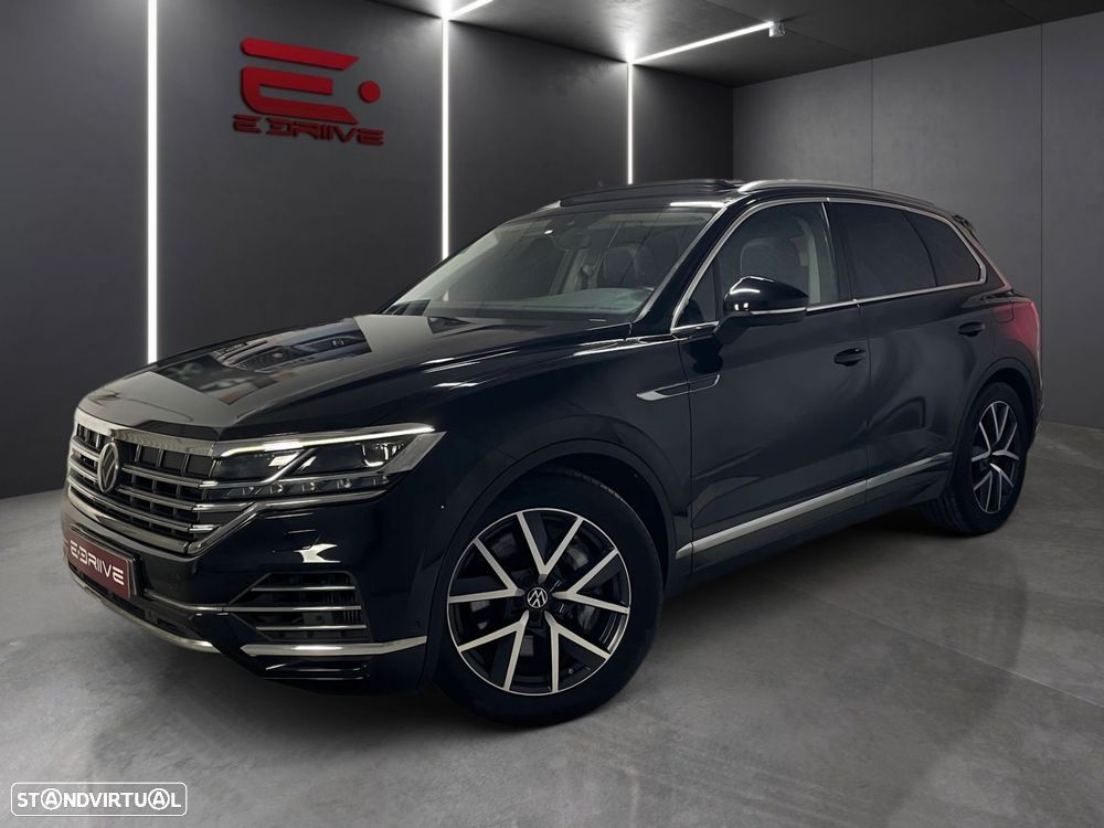 VW Touareg 3.0 TSI e-Hybrid Plus - 1