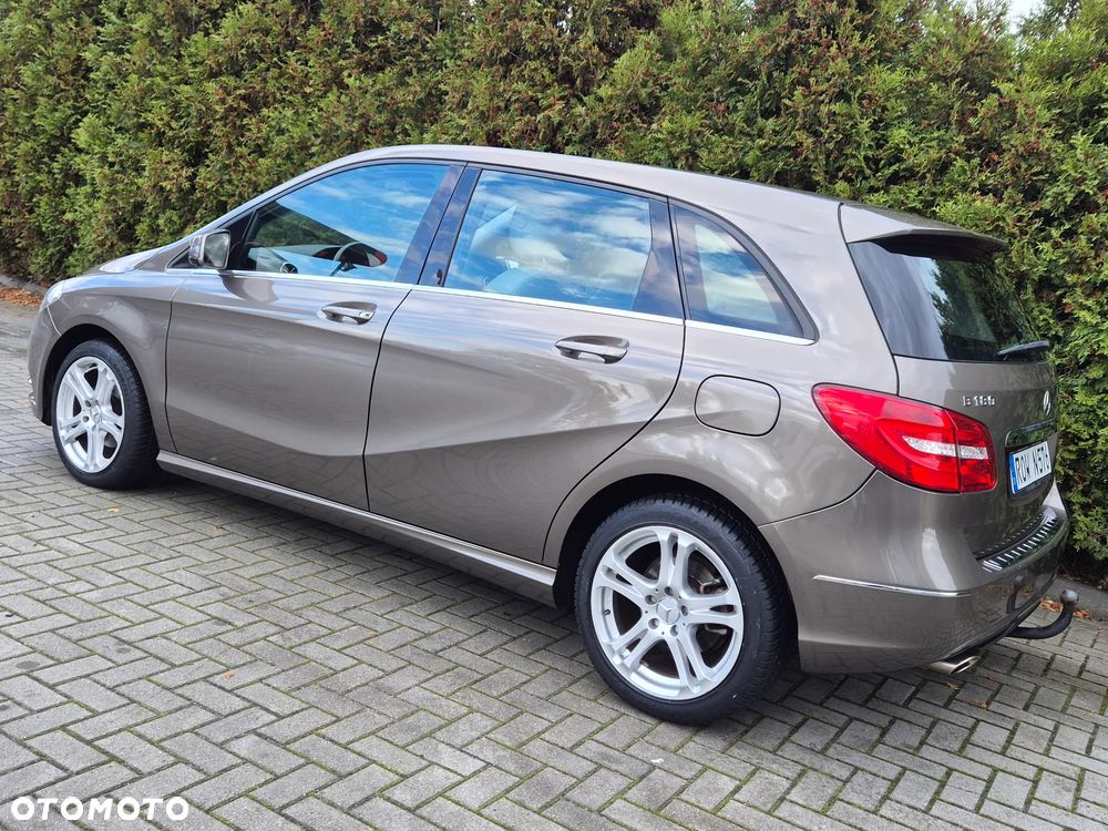 Mercedes-Benz Klasa B 180 7G-DCT UrbanStyle Edition - 8