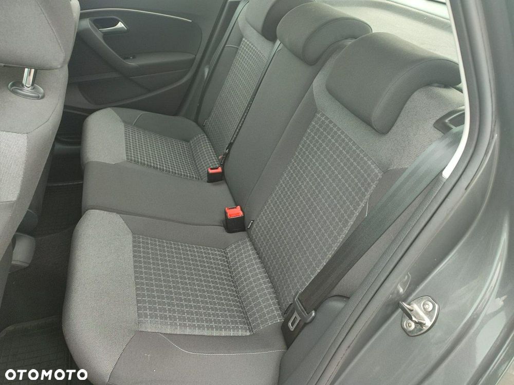Volkswagen Polo - 19