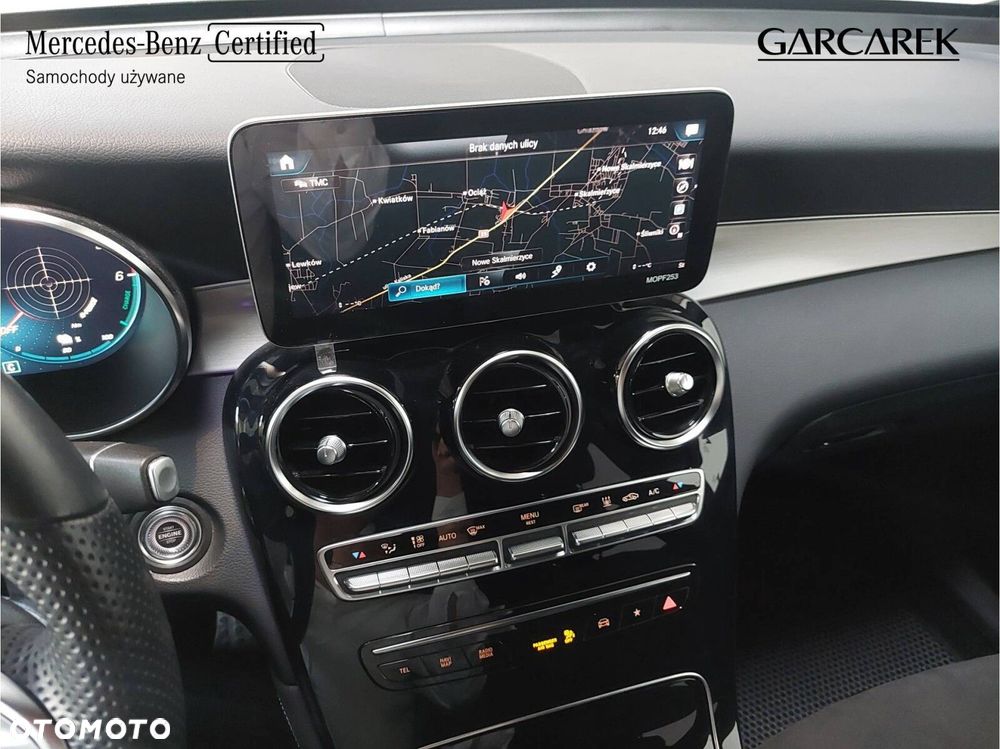 Mercedes-Benz GLC - 26