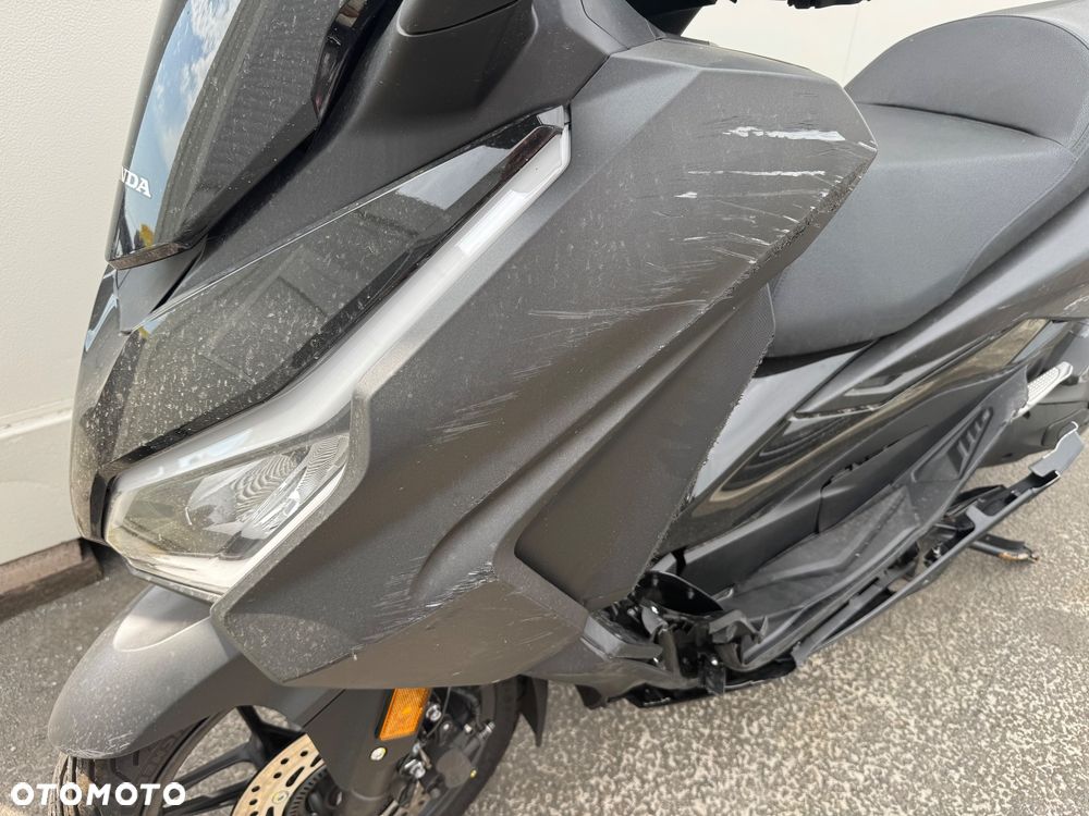 Honda NSS - 18