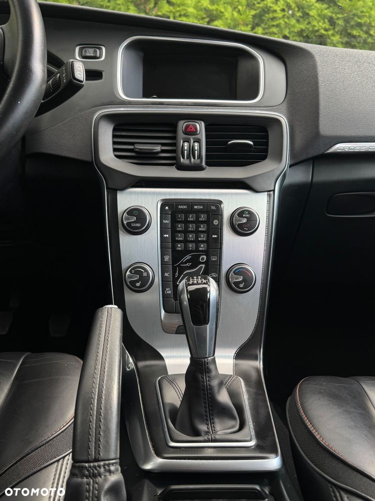 Volvo V40 Cross Country T3 Ocean Race - 23