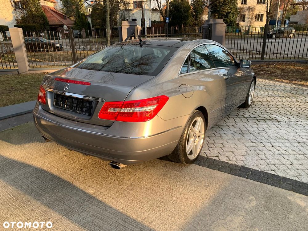 Mercedes-Benz Klasa E - 11